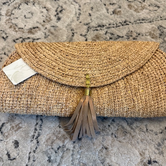 Tommy Bahama Raffia Clutch - Picture 6 of 7